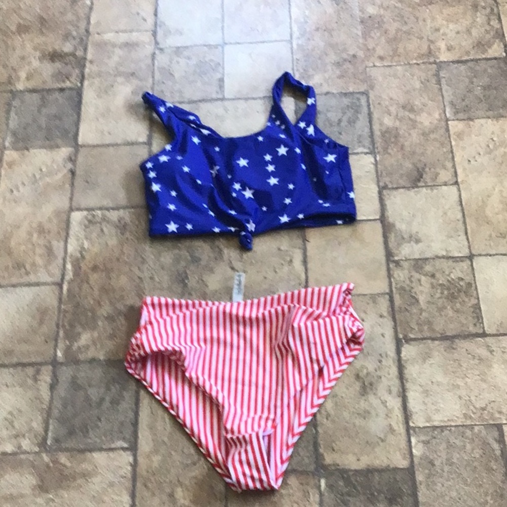 Zaful size 6 high rise knotted front bikini.